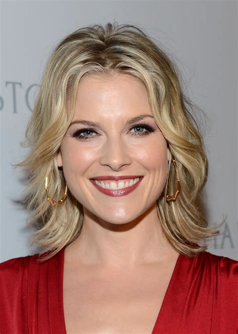 Ali Larter photo gallery